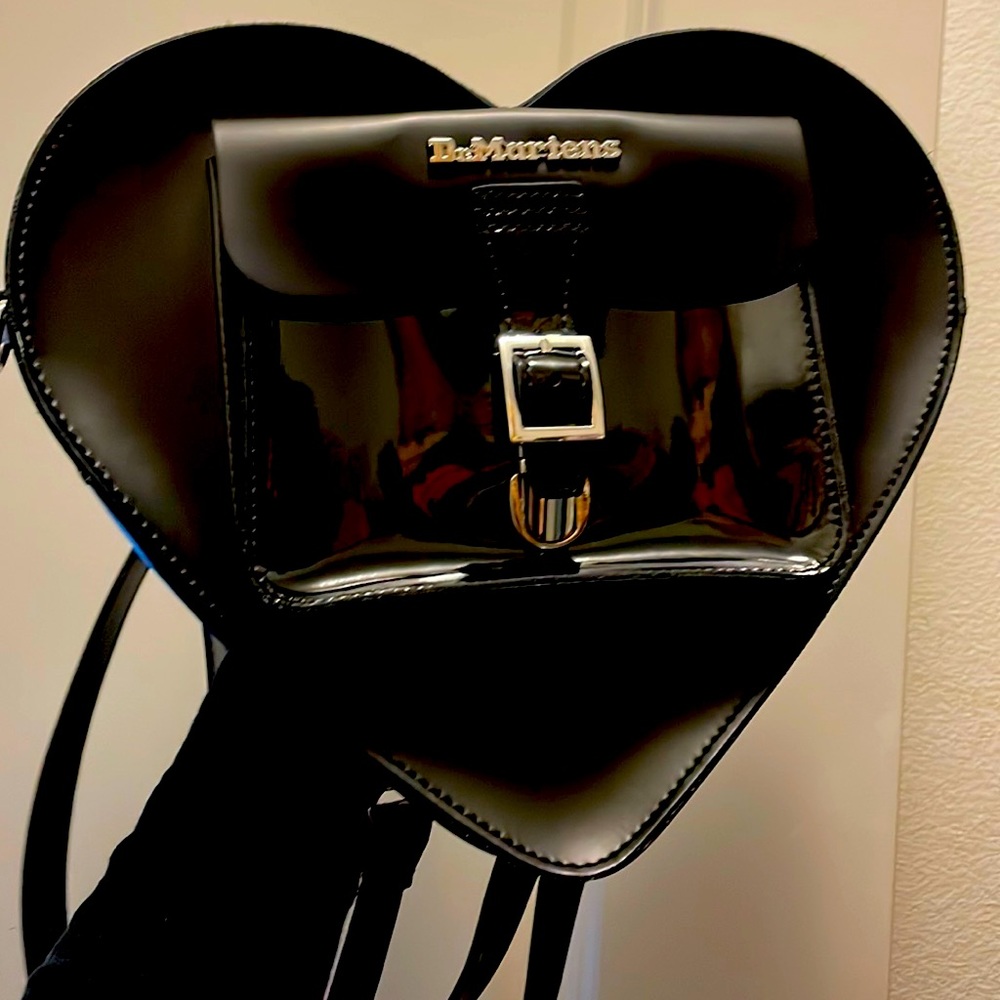 Dr Martens heart purse